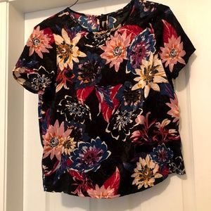 Floral Vero Moda blouse, size s